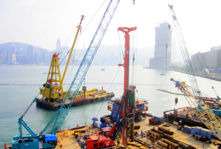 全网最大下注平台（中国）气动潜孔锤旋挖钻机征战香港维多利亚港
